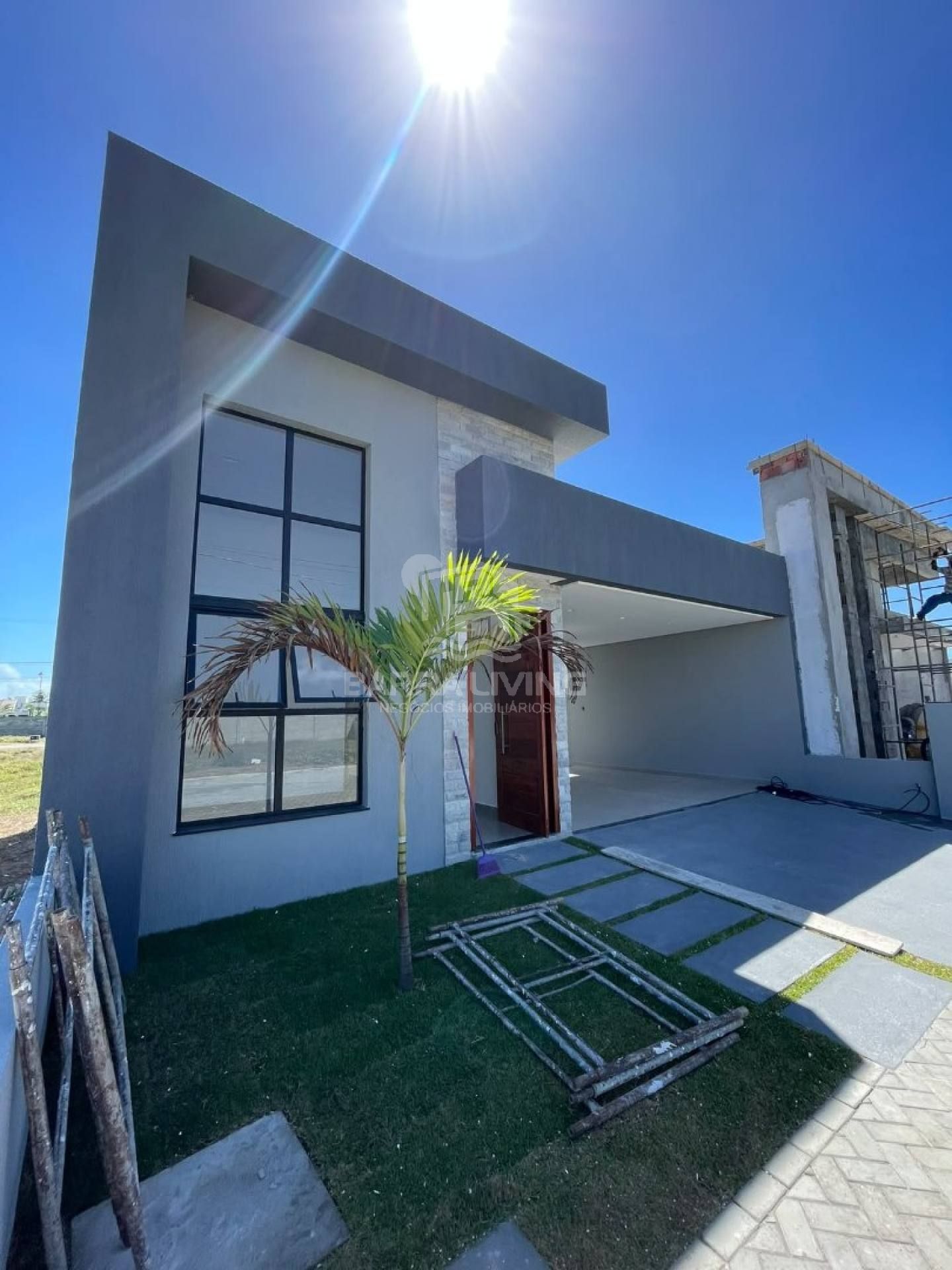 Casa com 3 quartos sendo 1 suíte no Condomínio Sunset