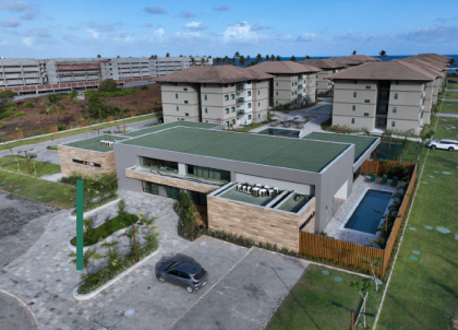 Não deixe de faturar alto nesse verão! Apartamento PRONTO à beira-mar de Muro Alto, Porto de Galinhas