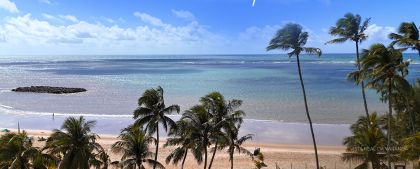 Vendo lindo flat à beira-mar de Candeias, no melhor trecho de mar para banho e com segurança.