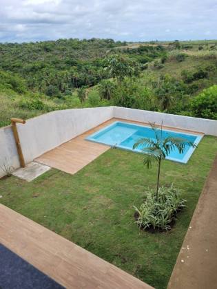 Vendo lindíssima casa em condomínio fechado beira-mar em Milagres.