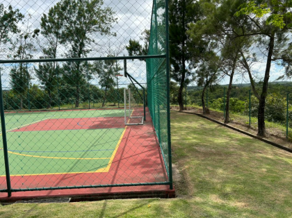 Invista ou construa no Alphaville Pernambuco 1, em um terreno diferenciado e lindo!