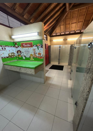 Invista ou construa no Alphaville Pernambuco 1, em um terreno diferenciado e lindo!