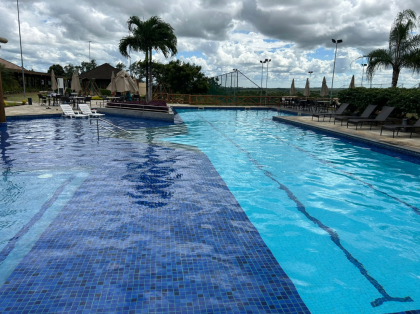 Invista ou construa no Alphaville Pernambuco 1, em um terreno diferenciado e lindo!