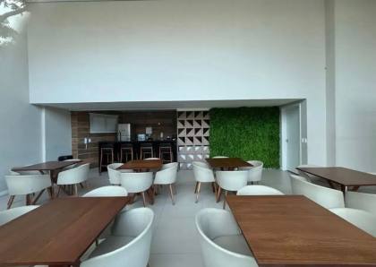 Apartamento Para Vender com 02 quartos 01 suítes no bairro da Varzea em Recife