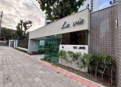 Apartamento Para Vender com 02 quartos 01 suítes no bairro da Varzea em Recife