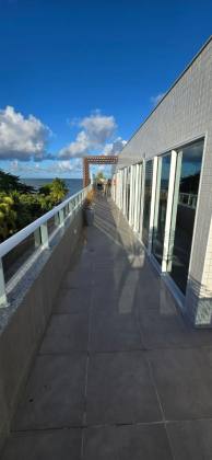 Excelente oportunidade em apartamento studio PRONTO, a 50 metros do mar, para uso ou investimento, no melhor trecho de praia de Tamandaré, Campas