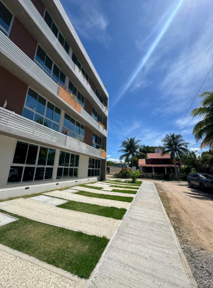 Excelente oportunidade em apartamento studio PRONTO, a 50 metros do mar, para uso ou investimento, no melhor trecho de praia de Tamandaré, Campas