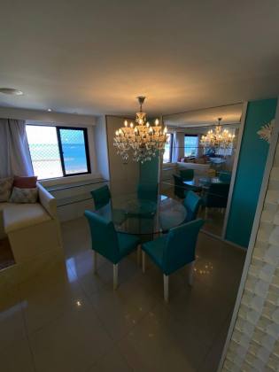 Apartamento Beira-Mar Reformado no Edf. Parc de Loire – 3 Quartos | 92m² | Varanda Integrada | 2 Vagas Cobertas