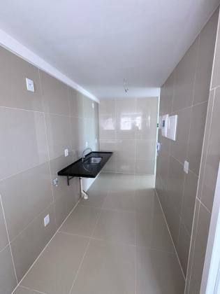 Edifício Candeias Prince – Apartamento com Vista para o Mar