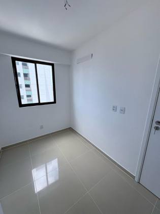 Edifício Candeias Prince – Apartamento com Vista para o Mar