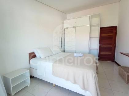 Vendo apartamento de alto padrão à beira mar de Carneiros, para uso ou investimento com rentabilidade excelente.