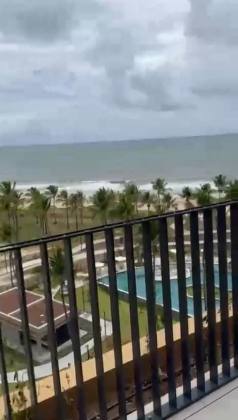 Oportunidade de apartamento na Reserva do Paiva, à beira-mar, com vista livre e total conforto e sofisticação.