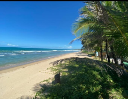 Vendo excelente apartamento studio pronto e mobilidado, a poucos metros da praia, para uso ou investimento, em Resort de Muro Alto beira-mar.