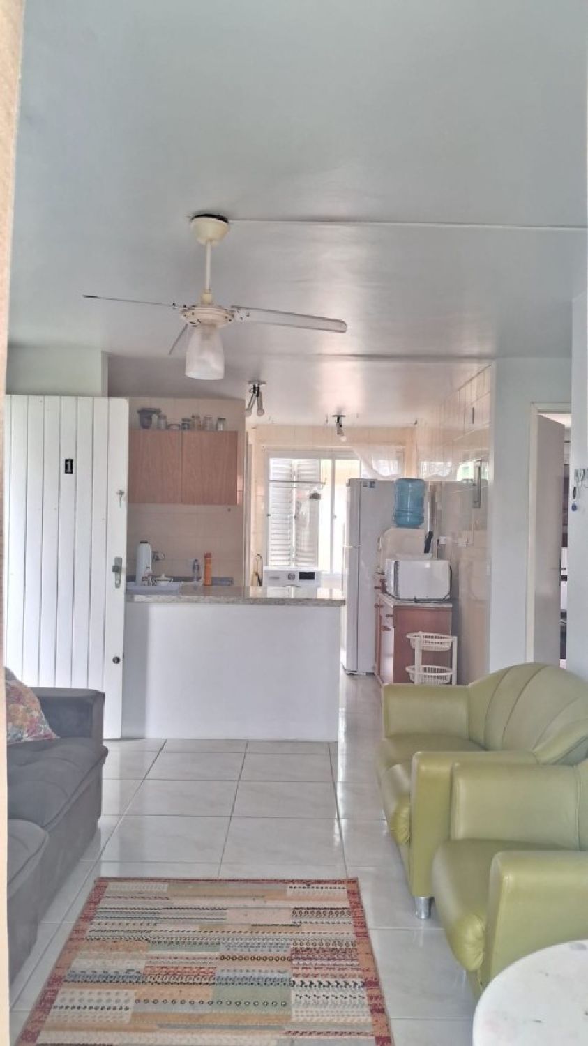 Apartamento no bairro Balnério Brejatuba