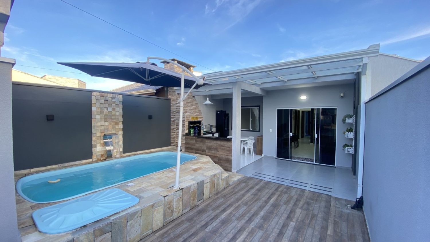 Casa Mobiliada no bairro Bal Eliana