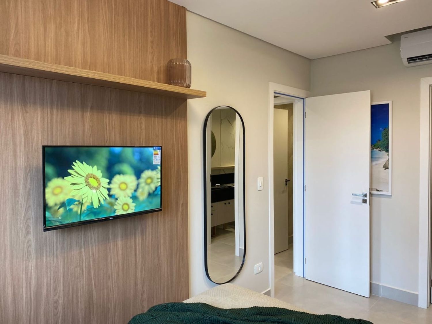 Apartamento no bairro Bal Eliana