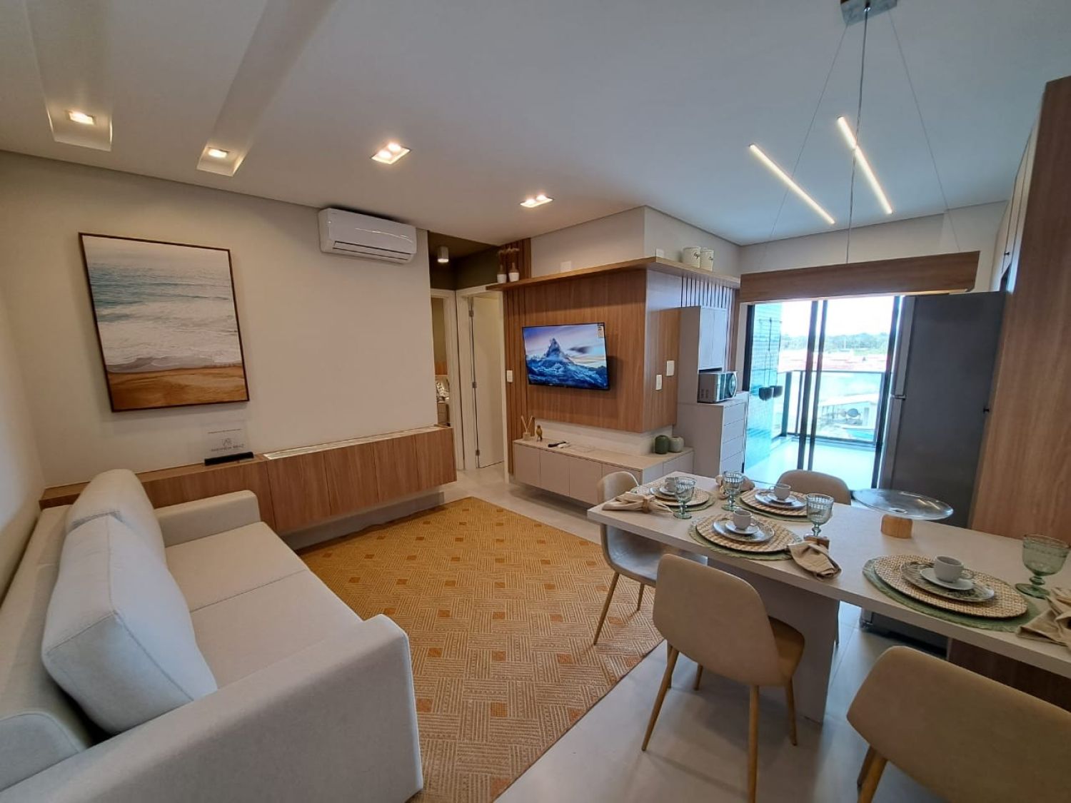 Apartamento no bairro Bal Eliana