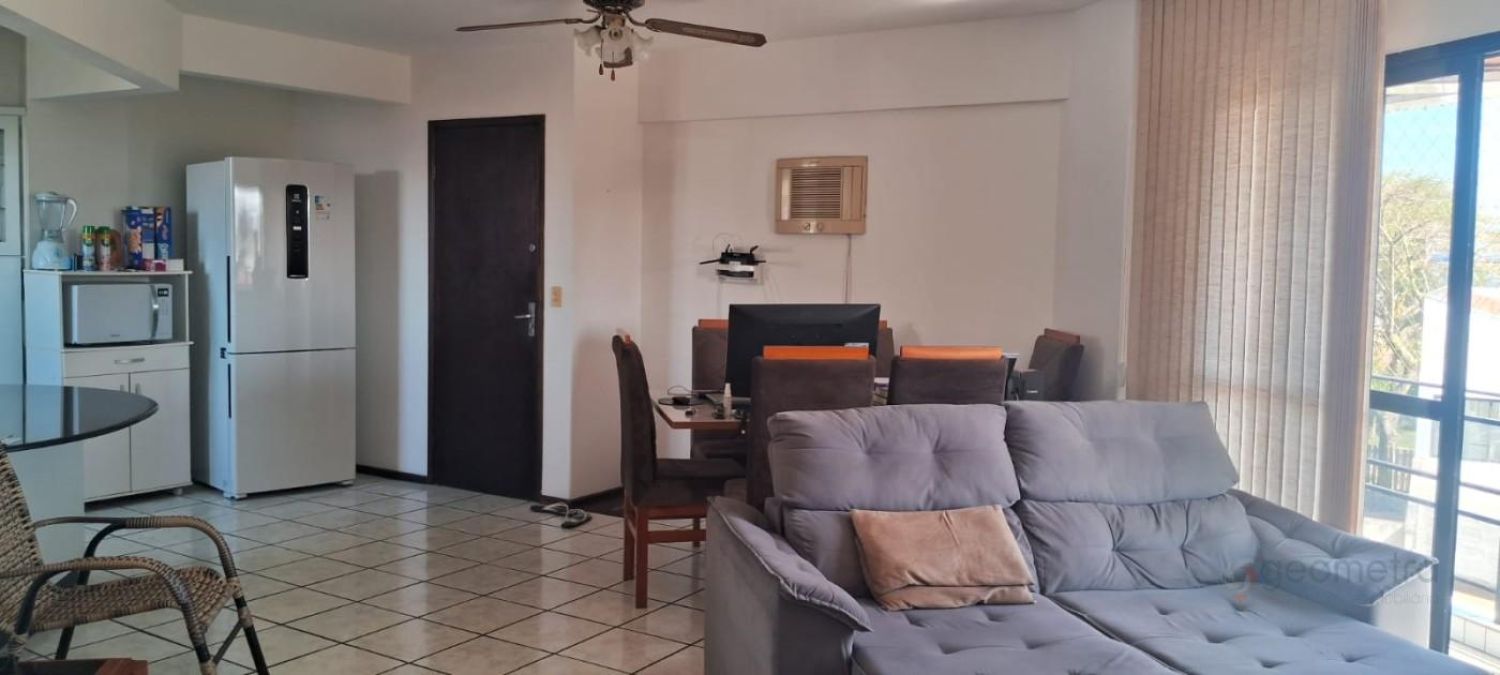 Apartamento no bairro Balnério Brejatuba
