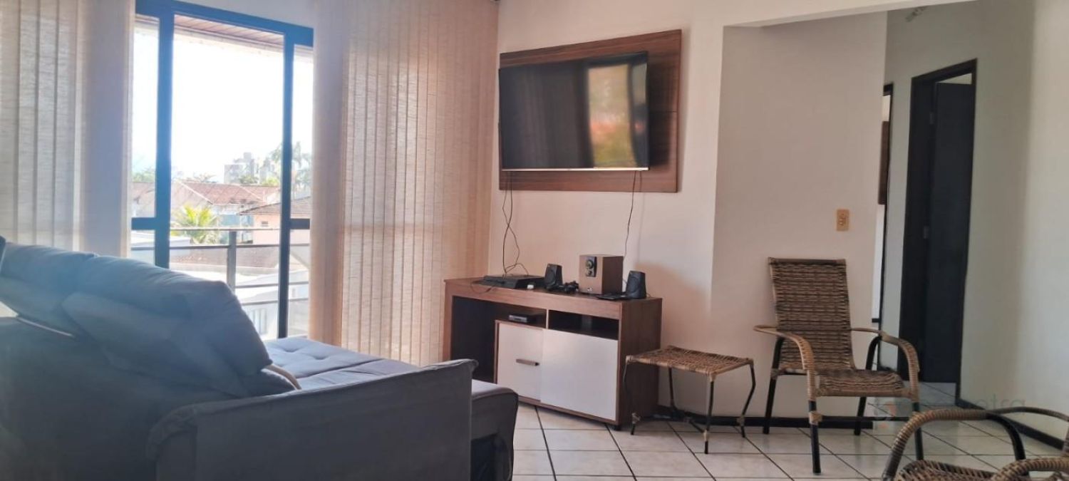 Apartamento no bairro Balnério Brejatuba