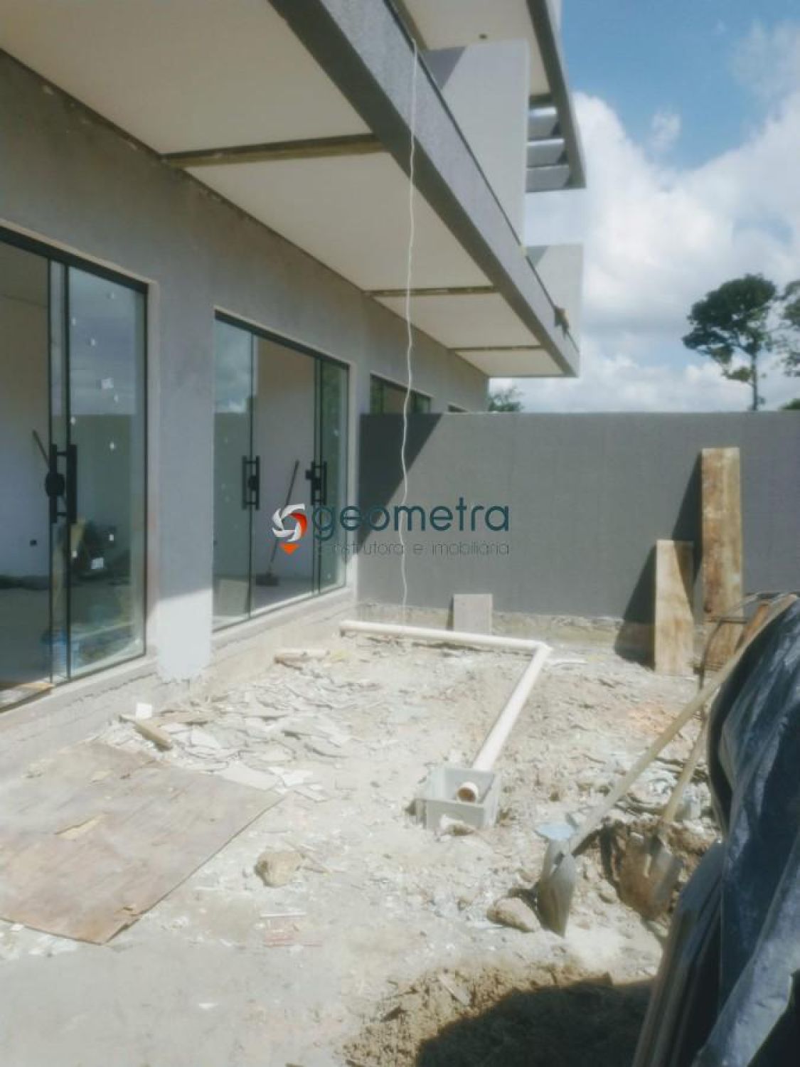 Sobrado no bairro Balneário Eliana