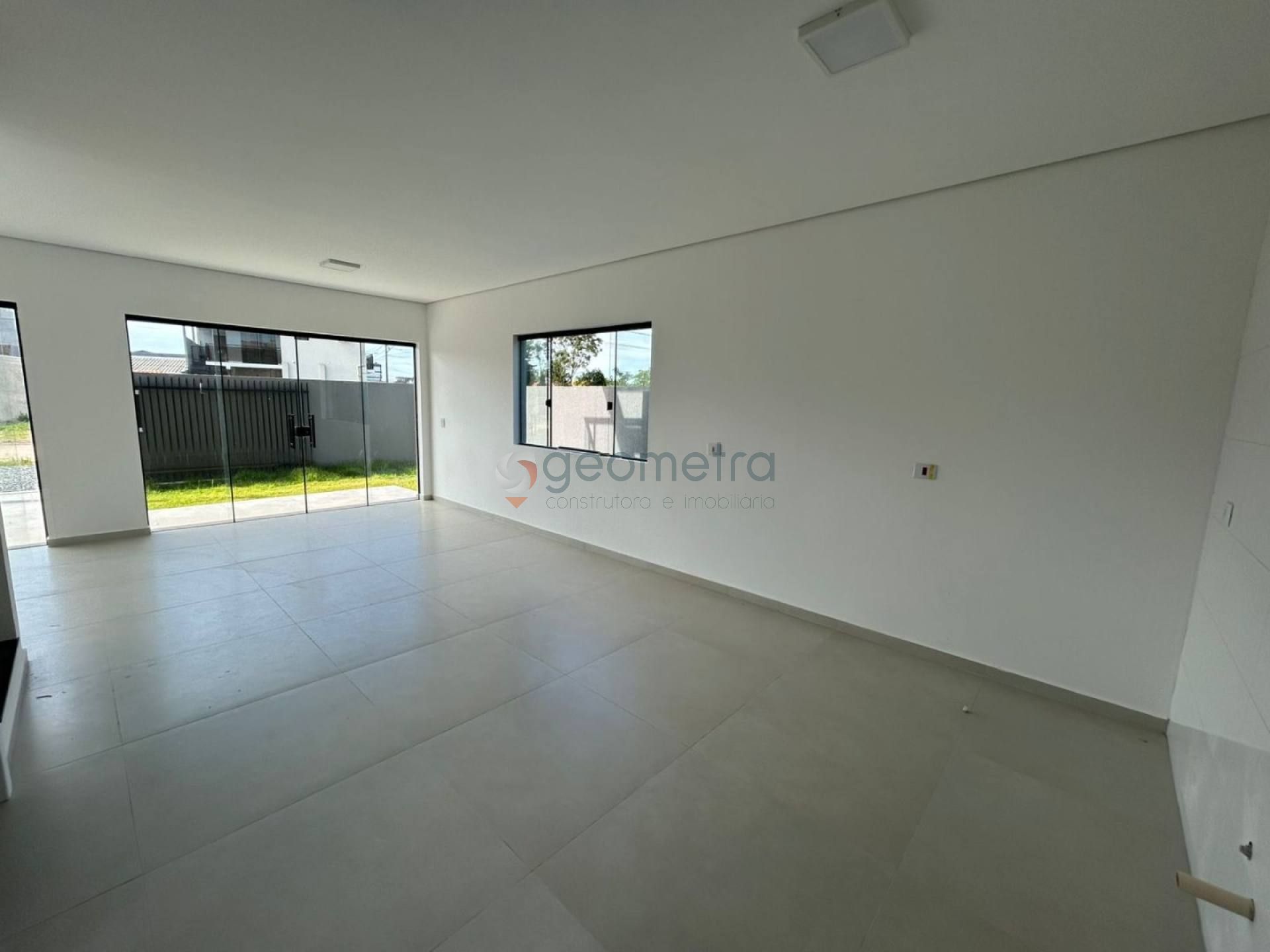 Sobrado no bairro Balneário Eliana