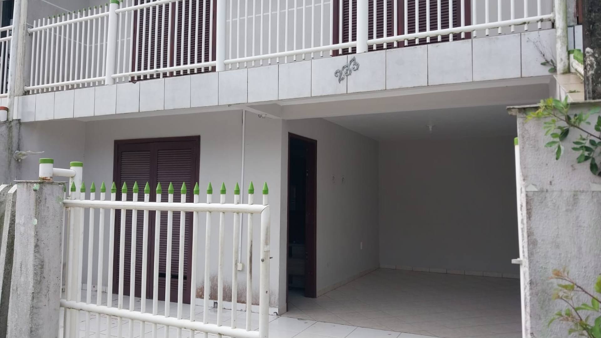 SOBRADO PARA LOCAÇÃO ANUAL