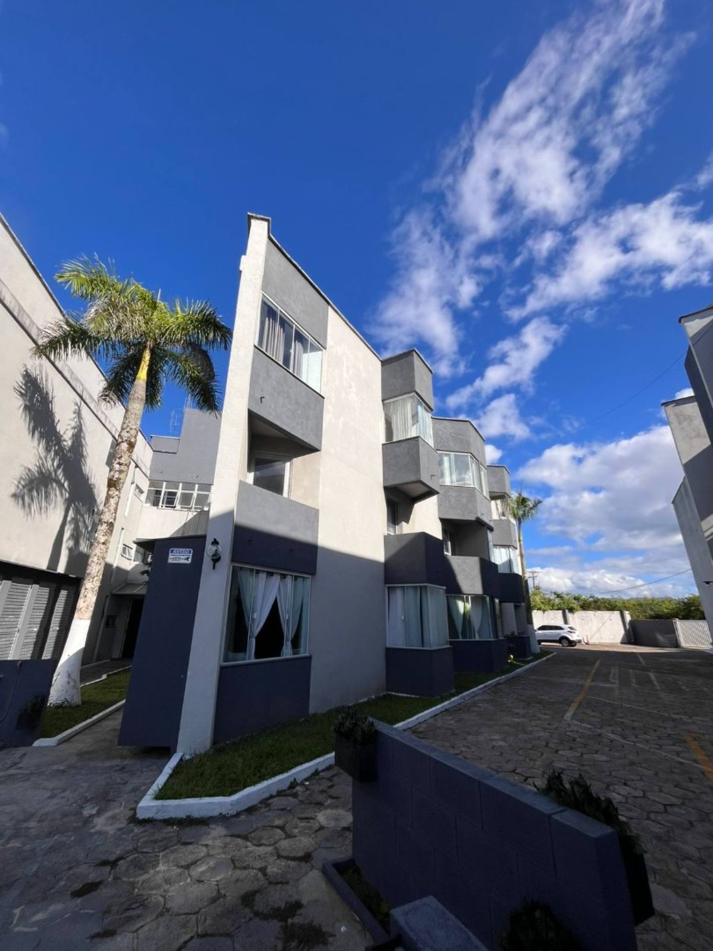 APARTAMENTO COND. ASA DELTA ESTORIL QUADRA MAR