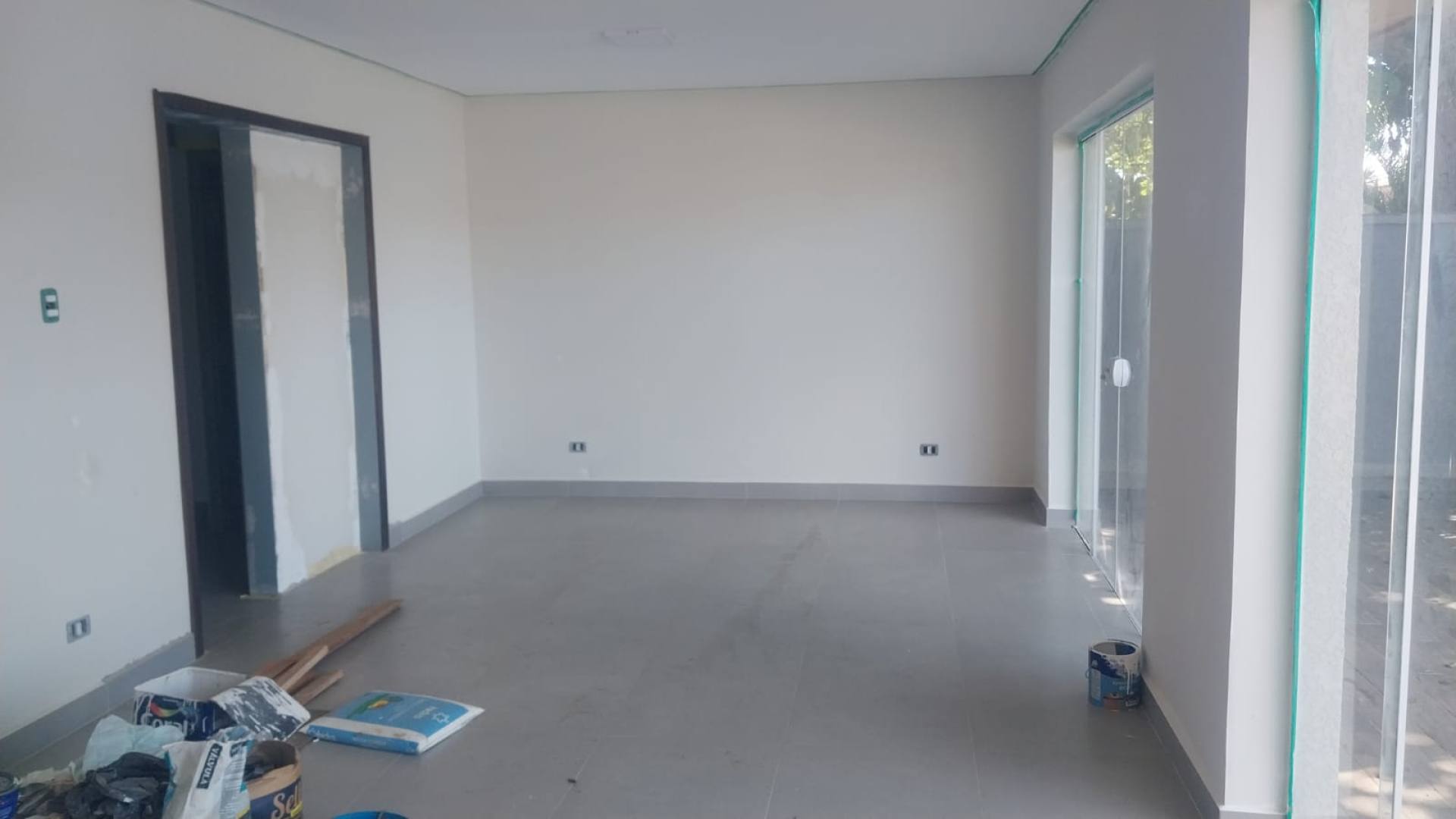 SOBRADO PARA LOCAÇÃO ANUAL