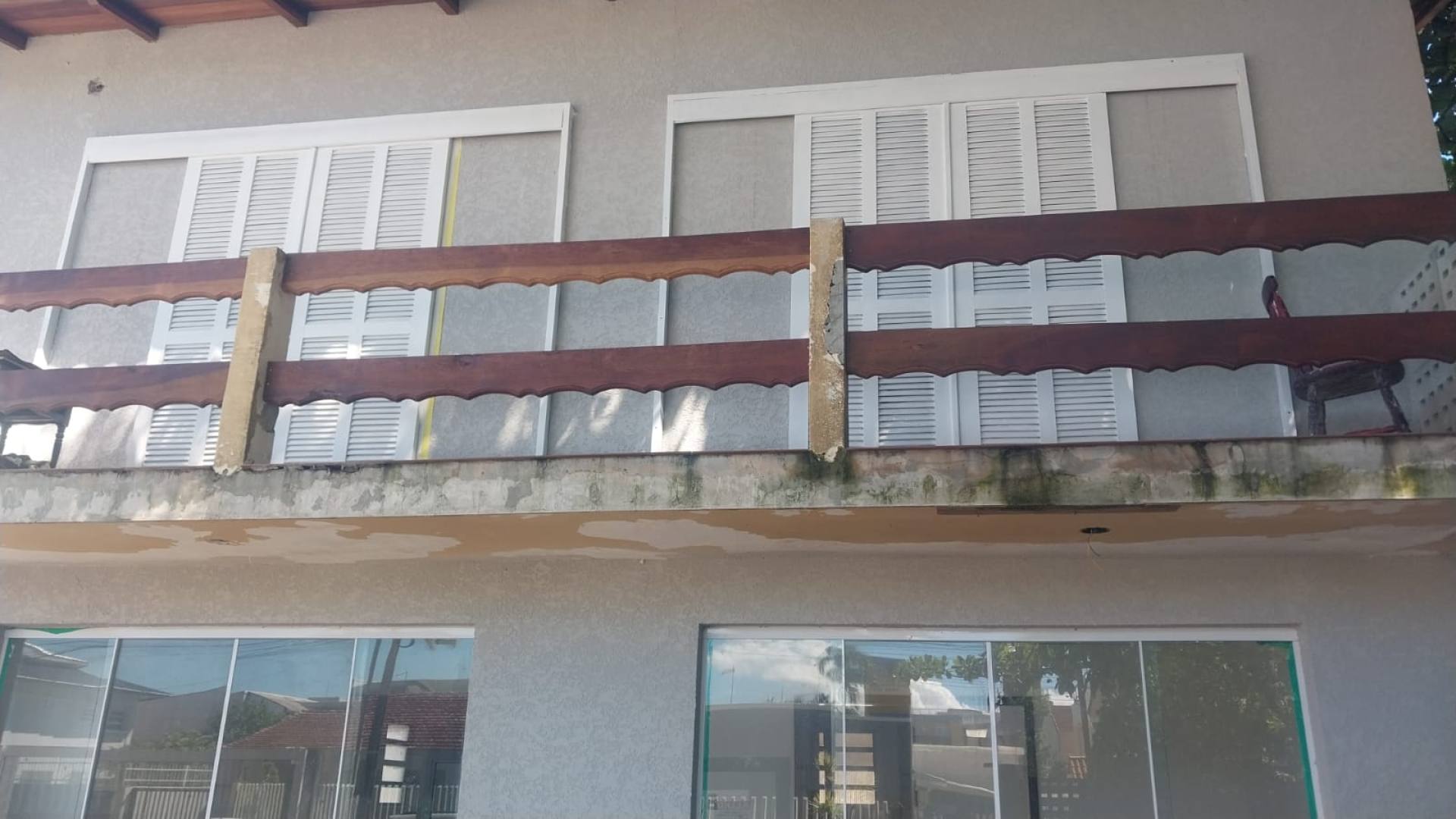 SOBRADO PARA LOCAÇÃO ANUAL