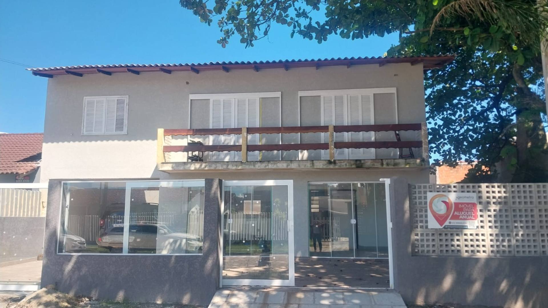 SOBRADO PARA LOCAÇÃO ANUAL