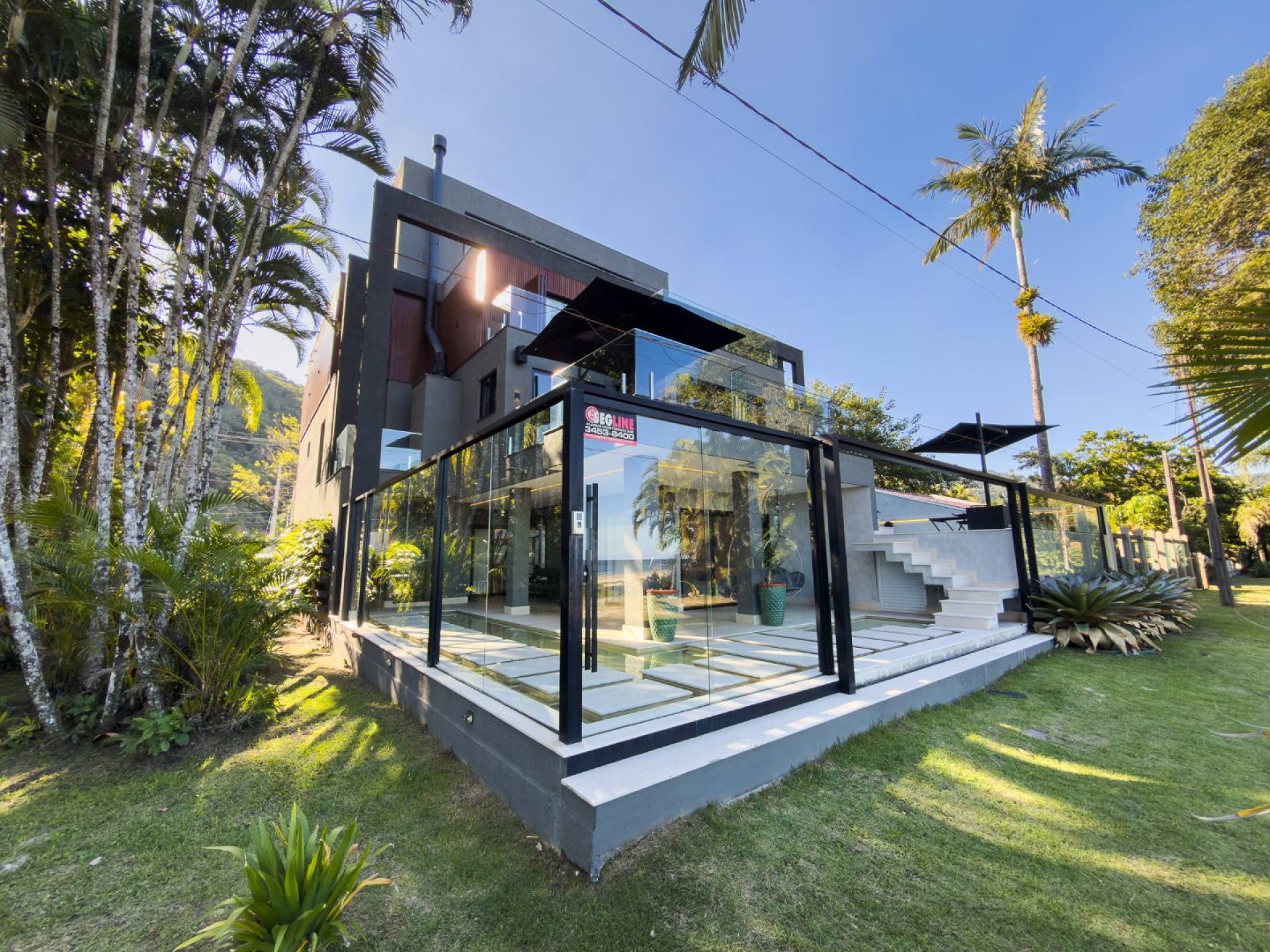 Quadriplex Frente Mar na Prainha | 1.100m² de Exclusividade e Alto Padrão em Guaratuba