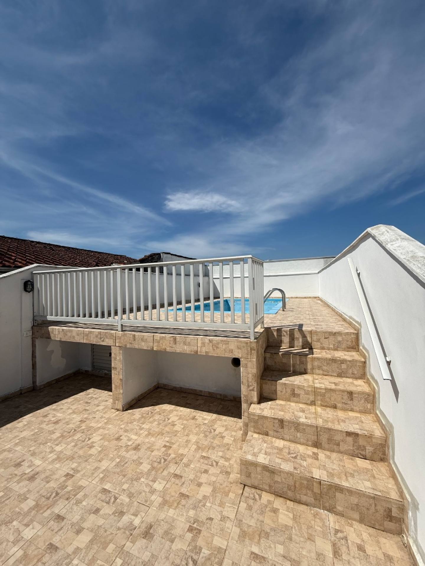 Apartamento Mobiliado no Edifício Leblon – Centro