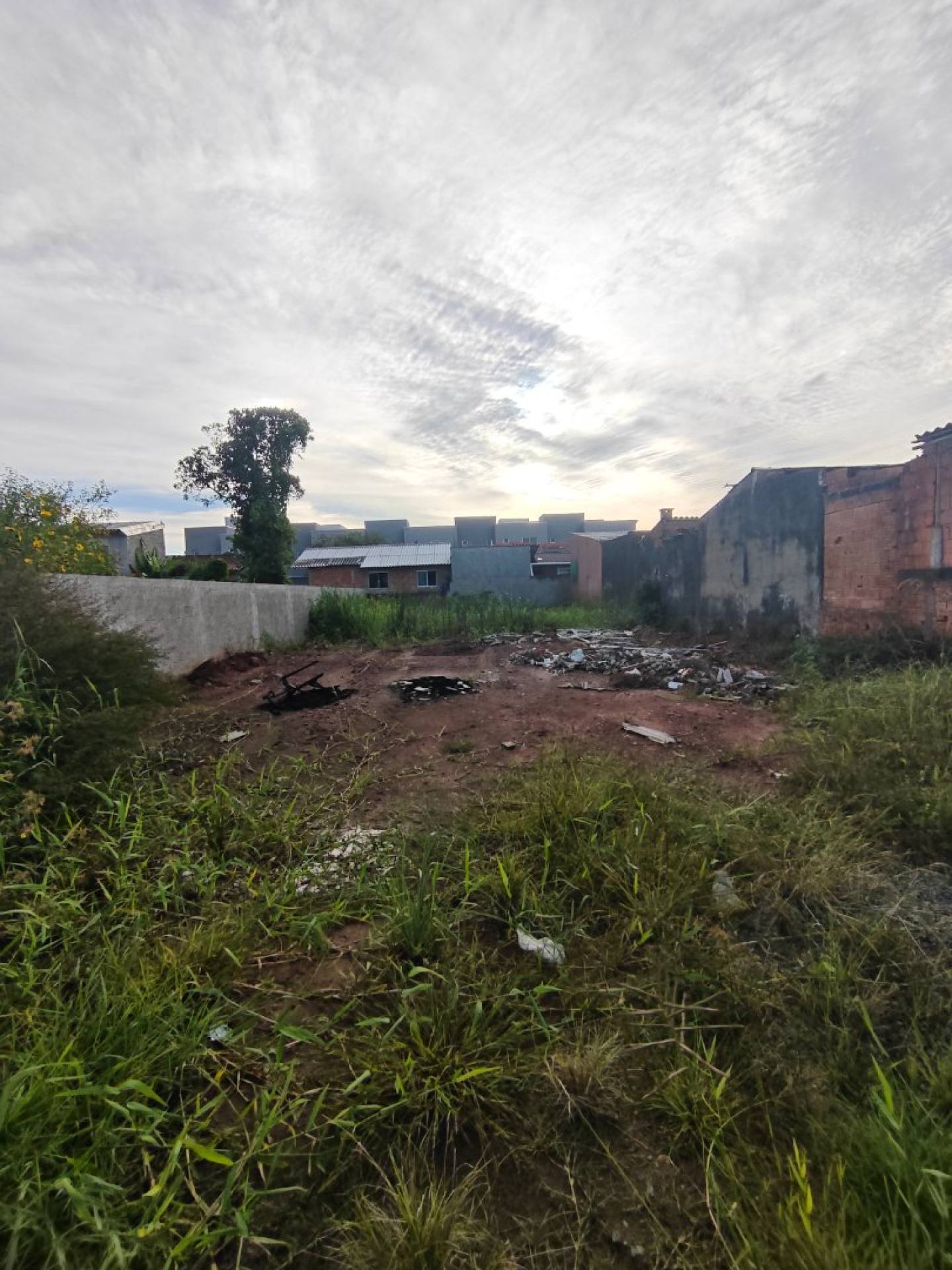 Terreno com 360m² Próximo ao Mar em Guaratuba