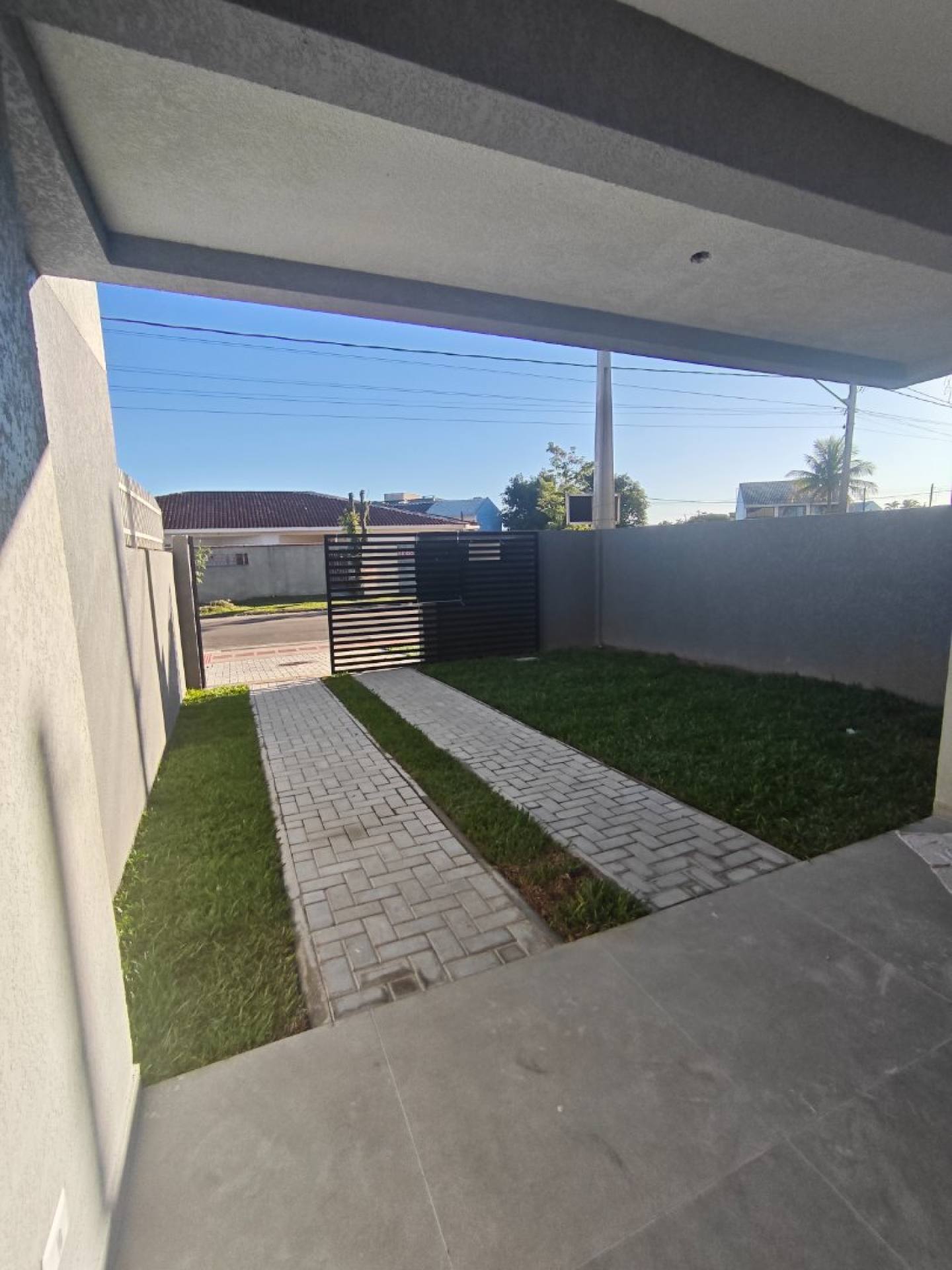 Sobrado Recém-Construído no Centro