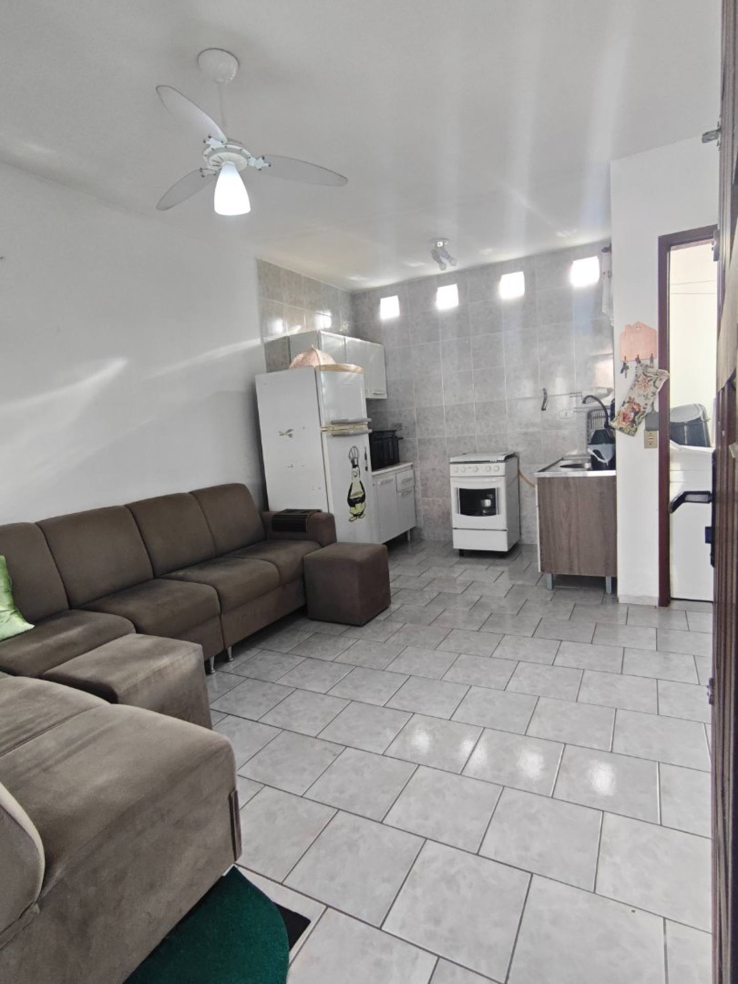 Casa Mobiliada a 200 Metros do Mar no Balneário Eliana