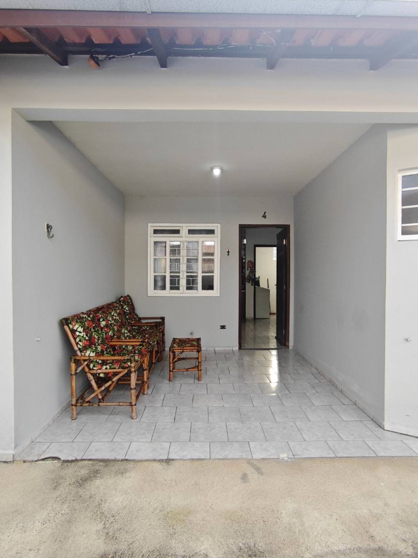 Casa Mobiliada a 200 Metros do Mar no Balneário Eliana