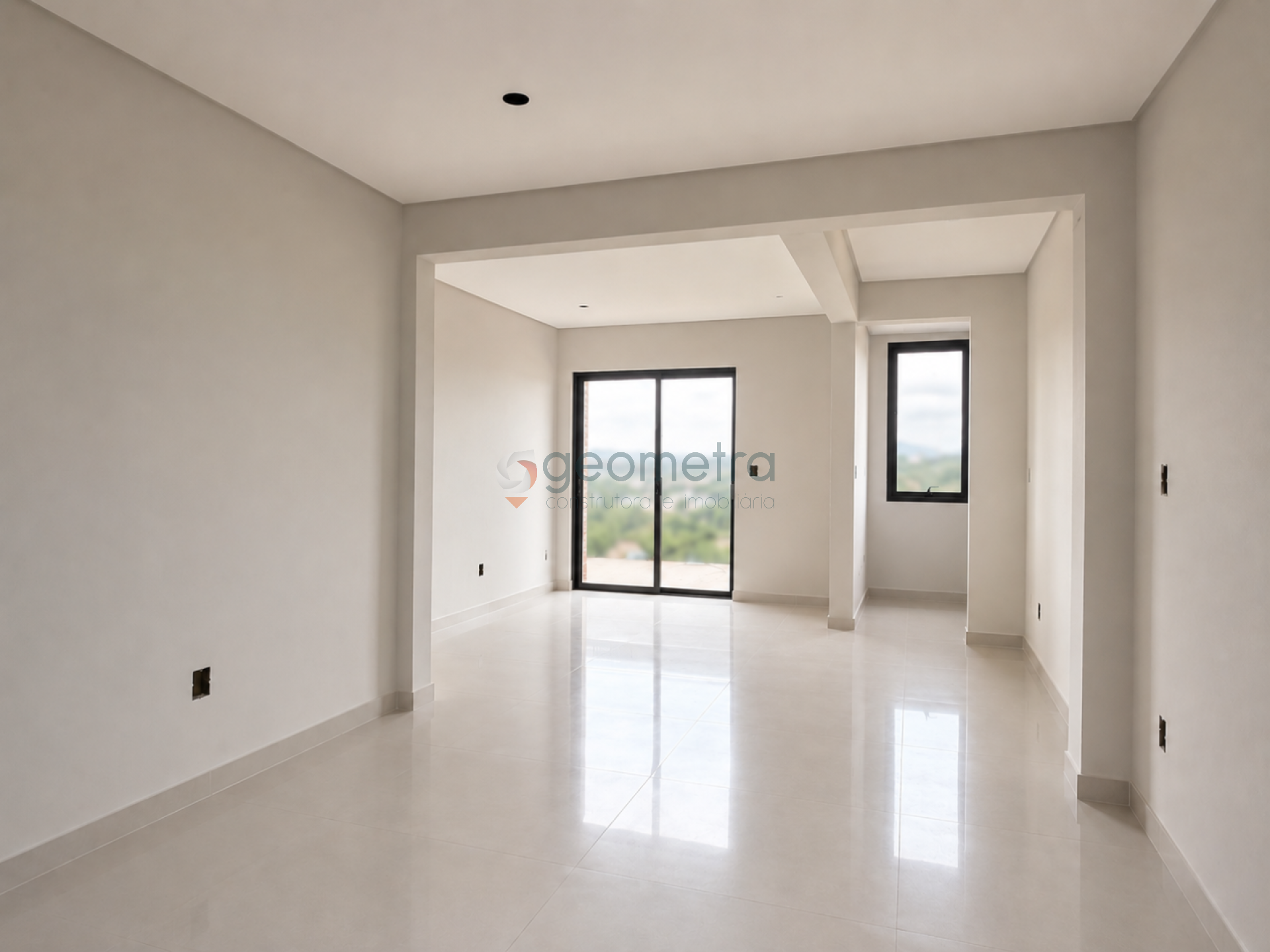 Apartamento Para Vender com 03 quartos 1 suítes no bairro Balneário Eliana em Guaratuba