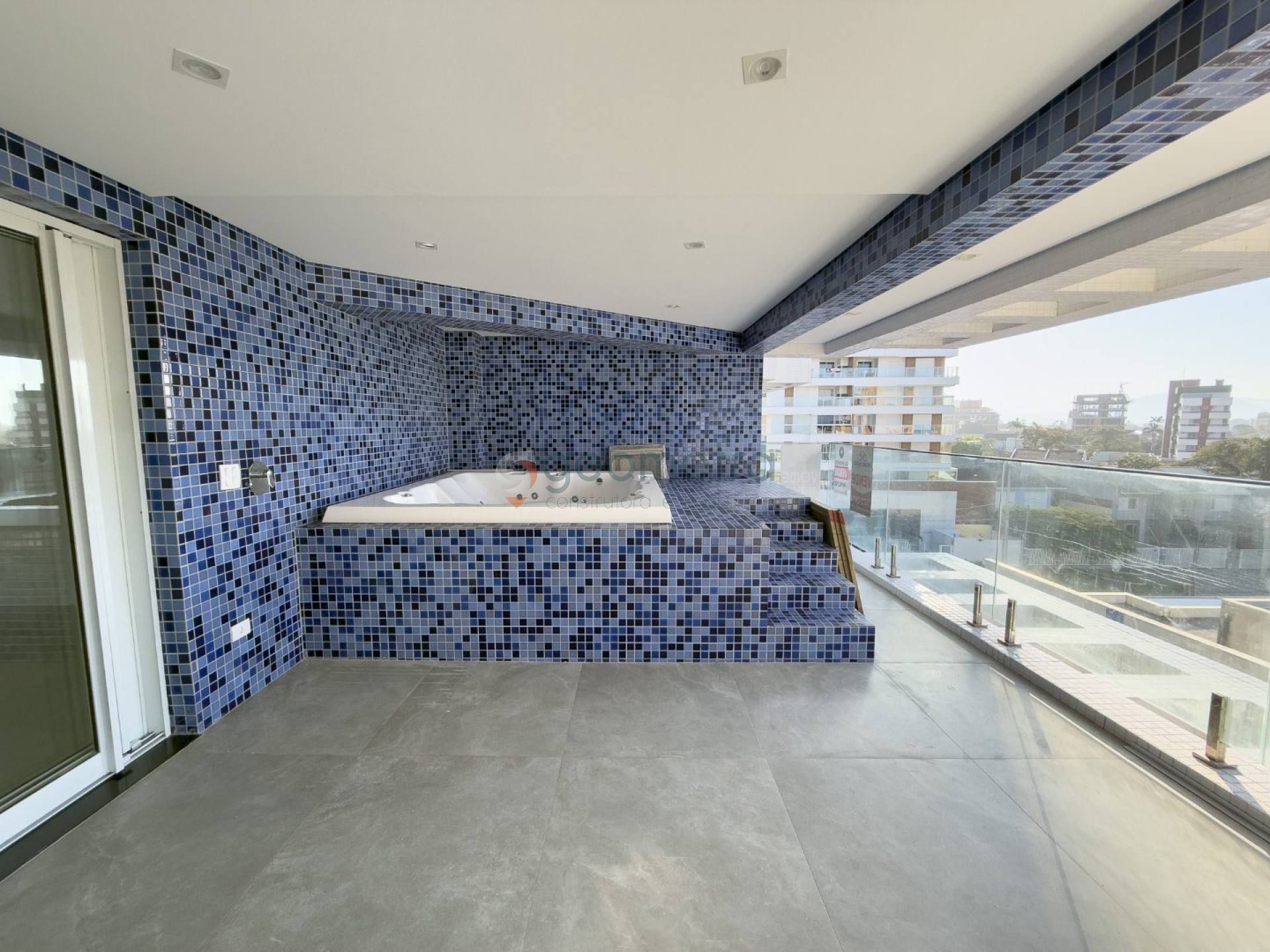 Apartamento Para Vender com 3 suítes próximo a praia Central em Guaratuba