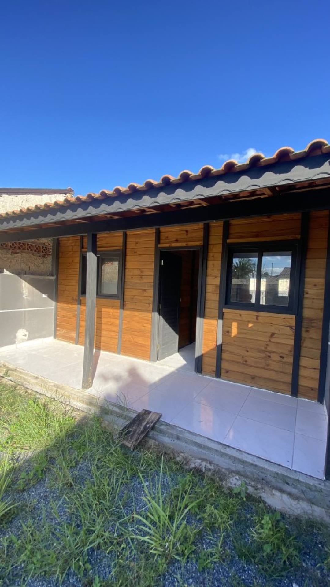 Casa para Vender no bairro Piçarras em Guaratuba