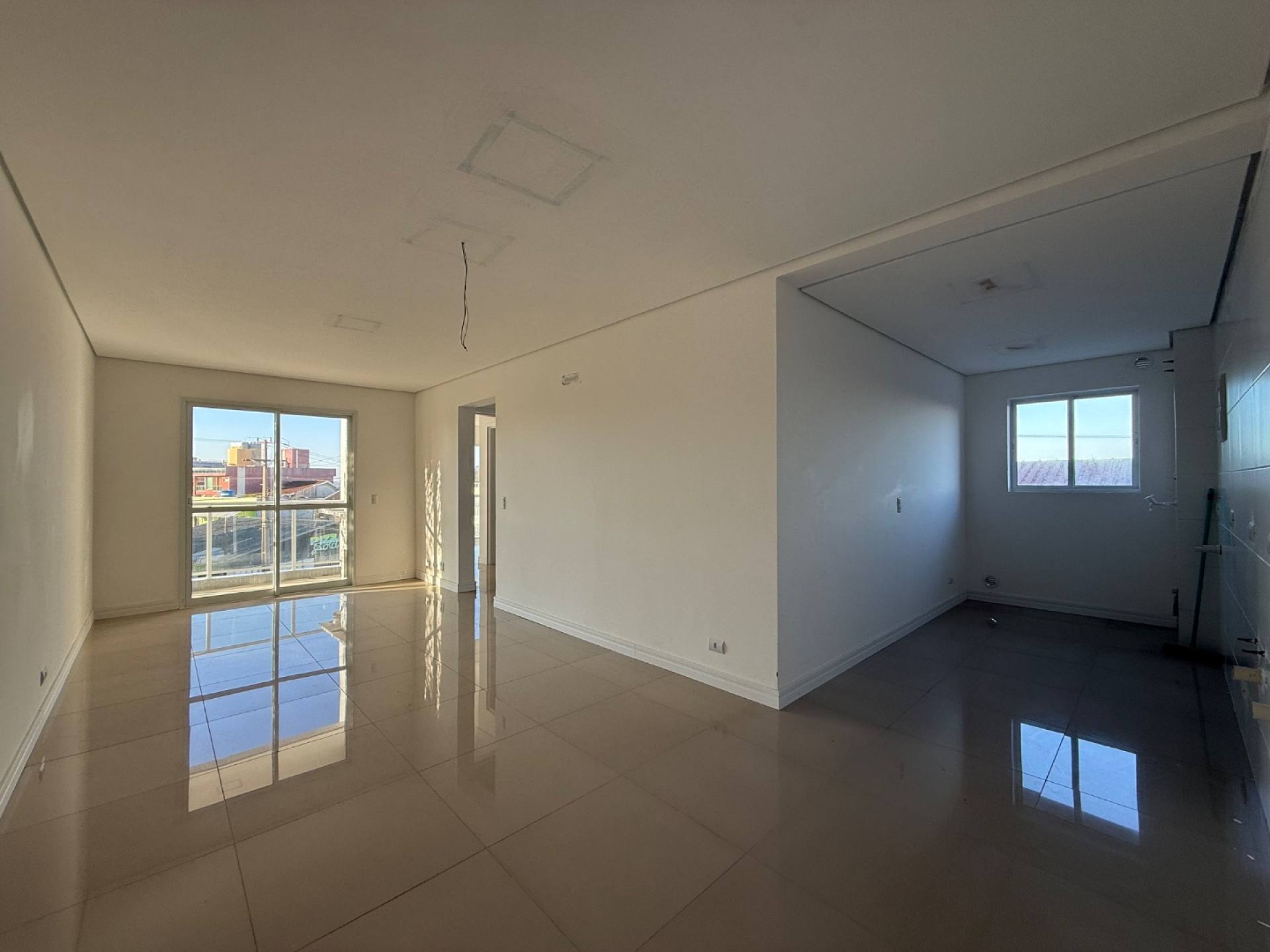 Apartamento novo próximo ao mar com suíte