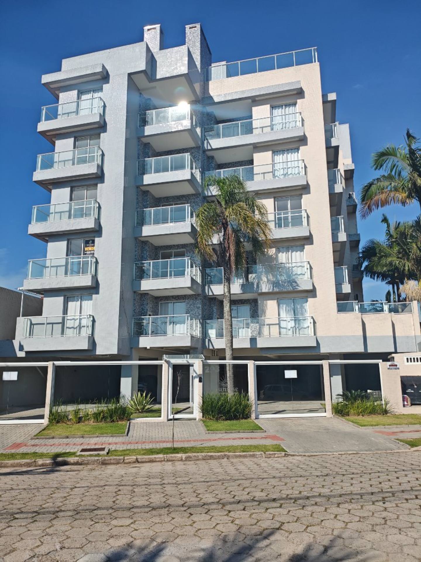 APARTAMENTO EDIFICIO SUNRISE
