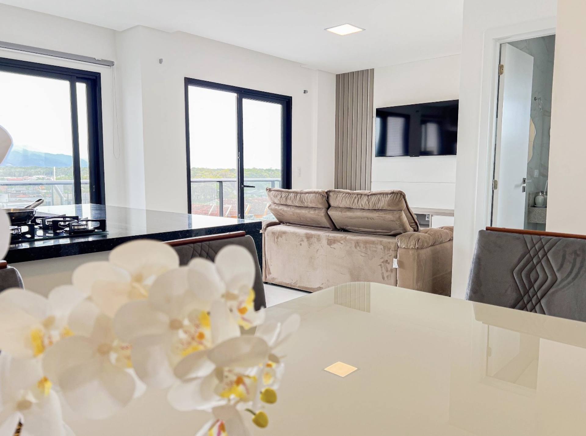 Apartamento Mobiliado Frente Mar em Matinhos