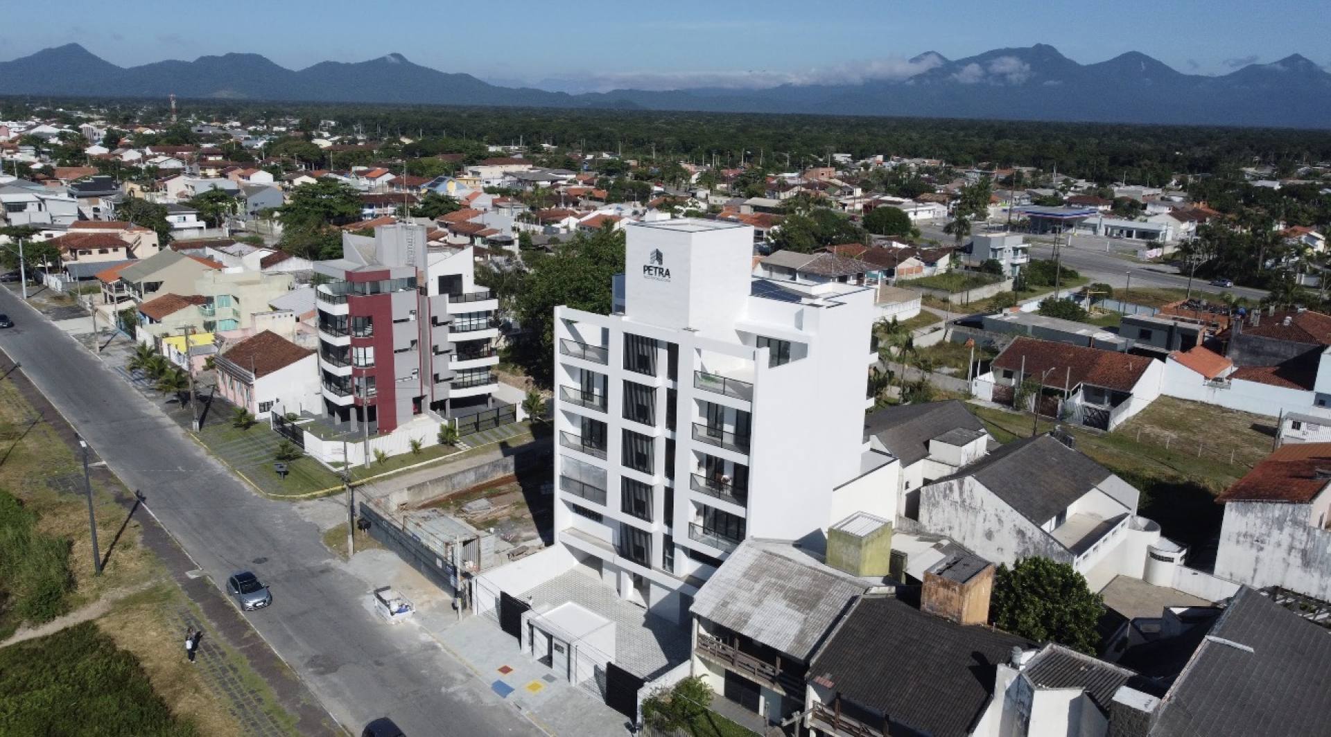 Apartamento Mobiliado Frente Mar em Matinhos