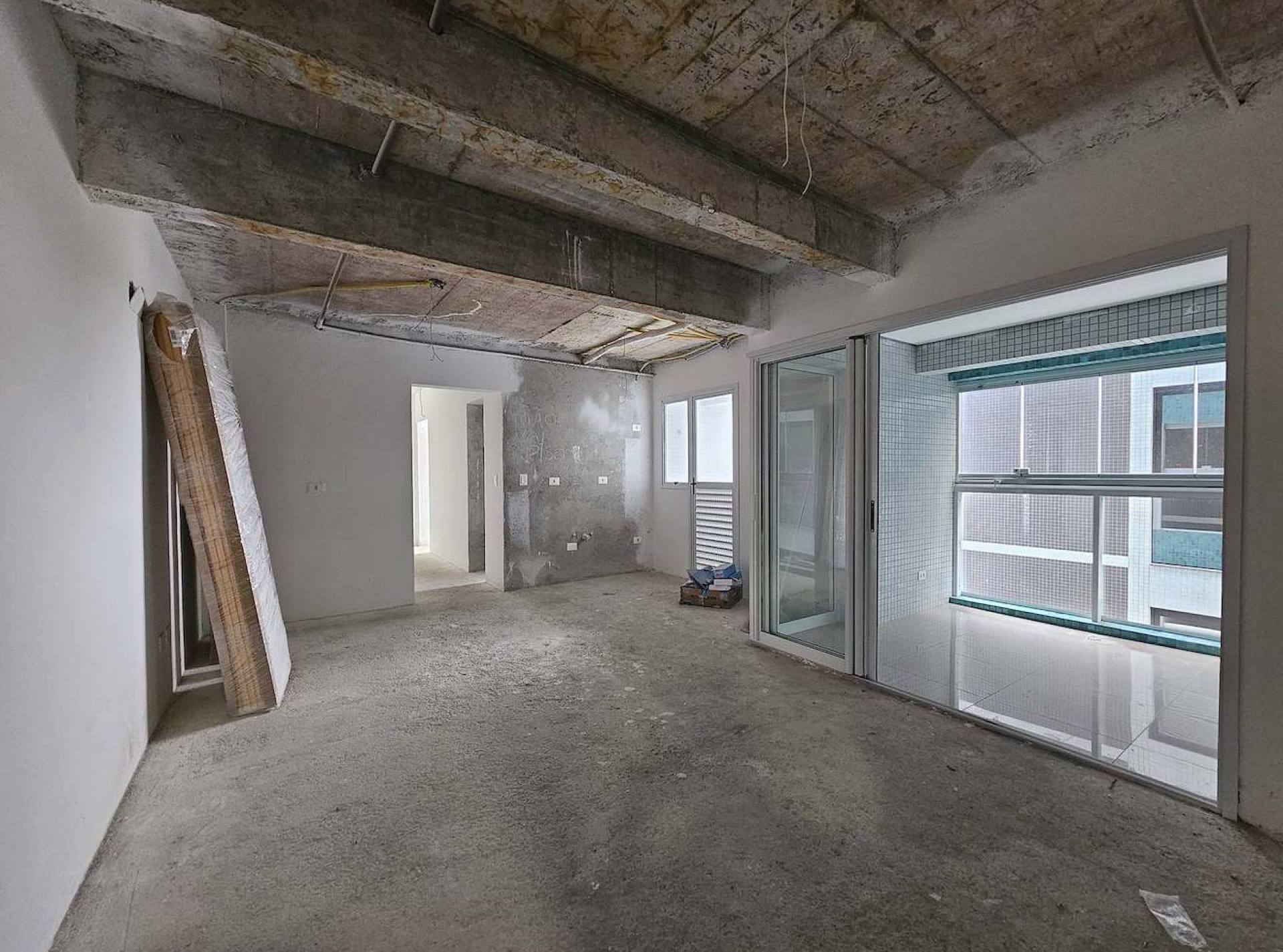 Apartamento novo próximo ao mar em Caiobá