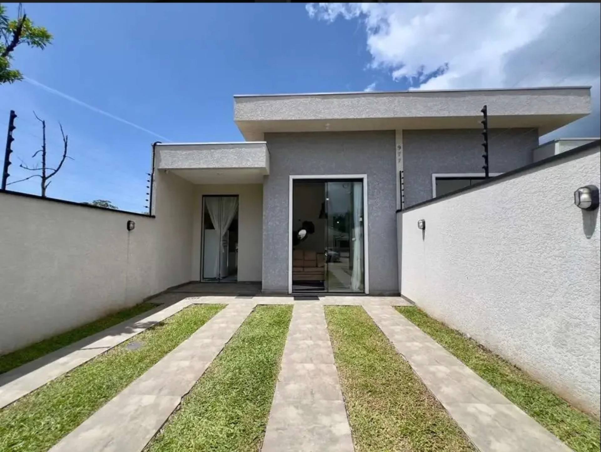 Casa Mobiliada com Piscina