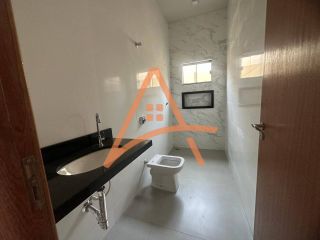 Casa no Jardim Adriana à Venda