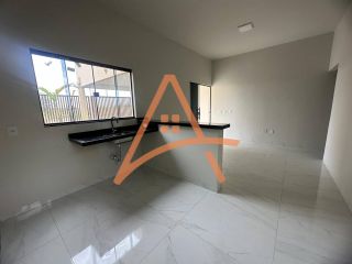 Casa no Jardim Adriana à Venda