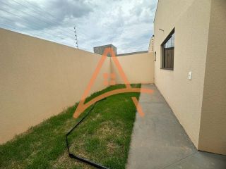 Casa no Jardim Adriana à Venda