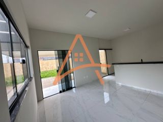 Casa Esquina no Jardim Adriana à Venda