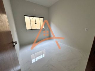 Casa Esquina no Jardim Adriana à Venda